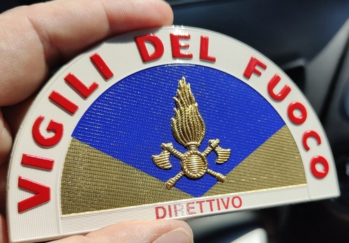 Vigili del fuoco mezzaluna - vigili,